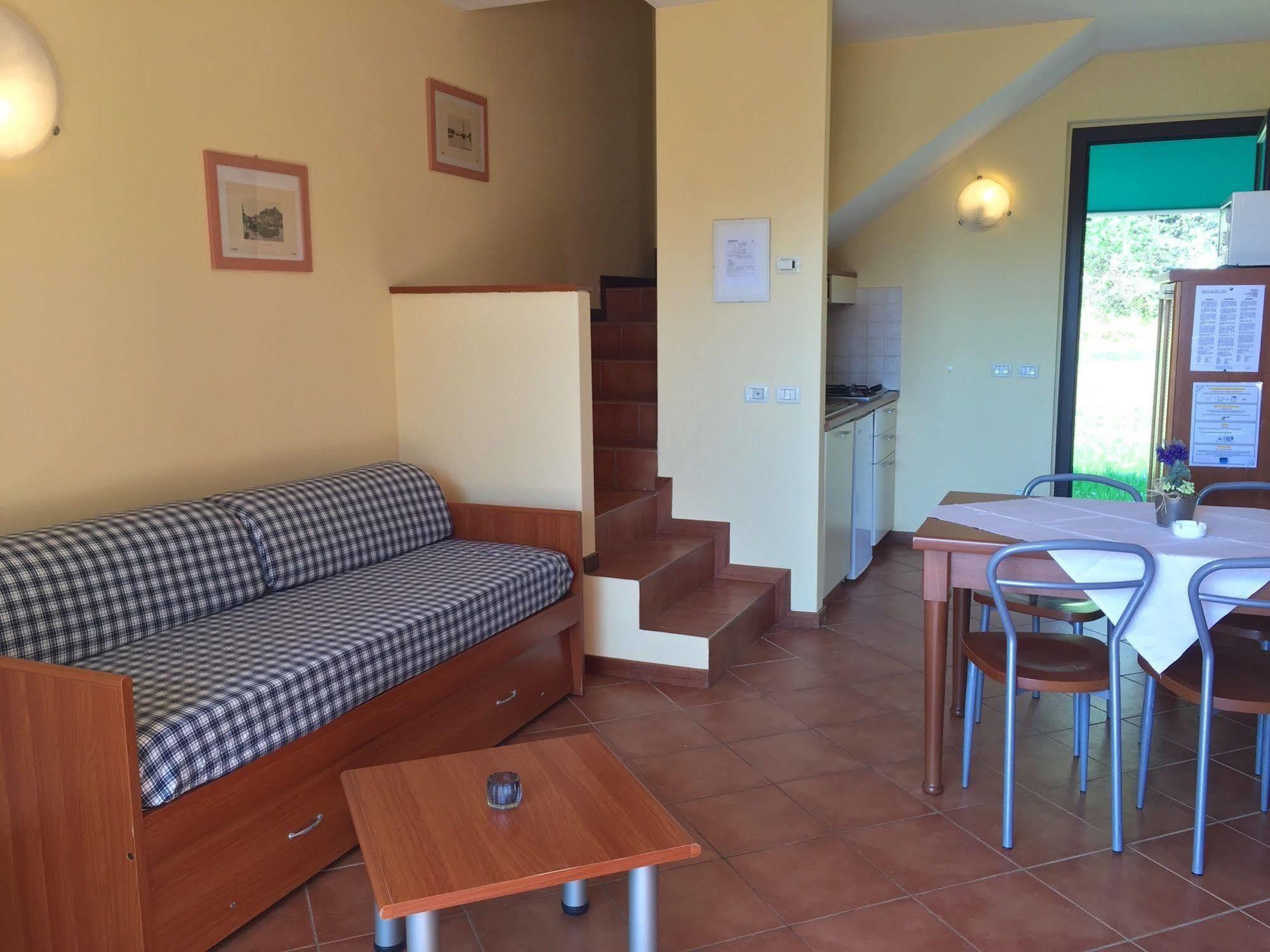 Bran & Denise Residence Costermano sul Garda Exterior foto